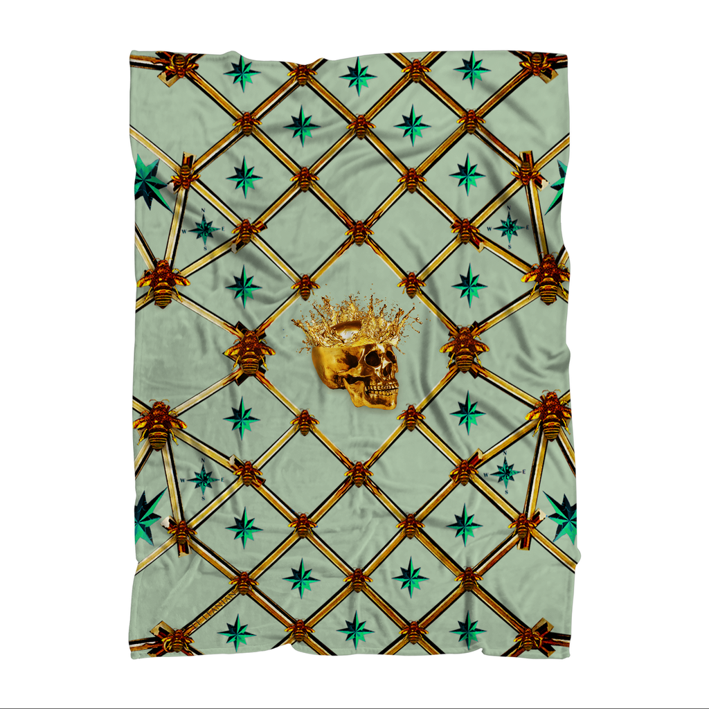 Skull Gilded Honeycomb & Jade Stars- Classic French Gothic Fleece Blanket in Pastel | Le Leanian™