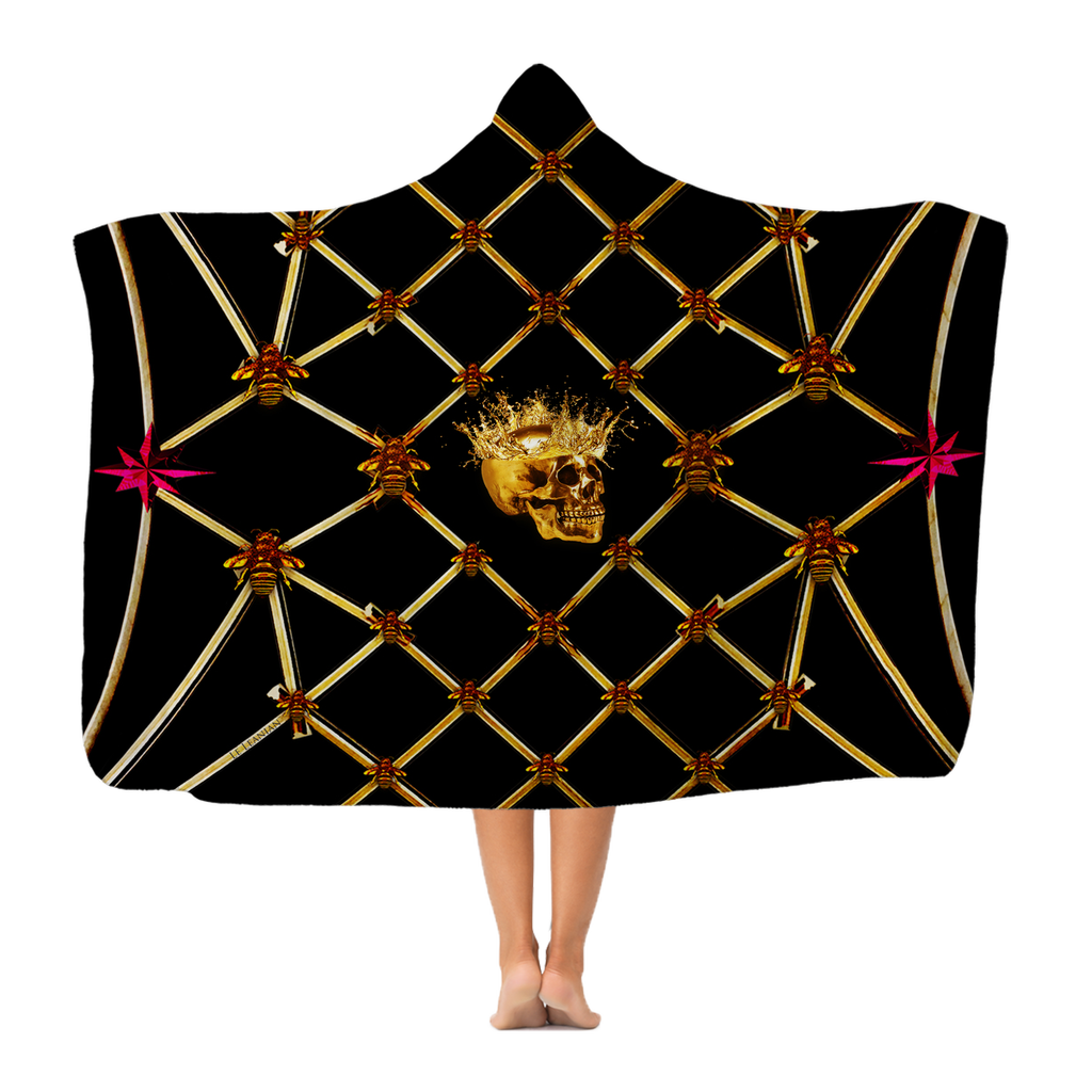 Skull Gilded Honeycomb & Magenta Star- Adult & Youth Hooded Fleece Blanket in Back to Black | Le Leanian™