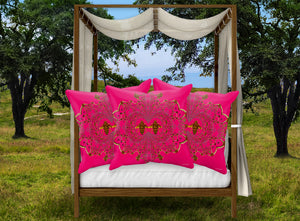 Baroque Honey Bee Pillowcase- Fuchsia Pink